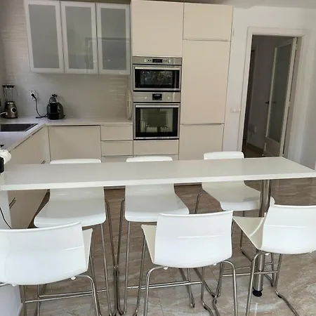 Maison Vue Avec Piscine Et Jardin Verdoyant A Platja D'aro *